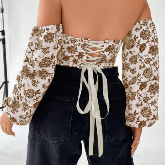 NWOT SHEIN Privé Floral Print Off Shoulder Flounce Sleeve Crop Top - Picture 2 of 6